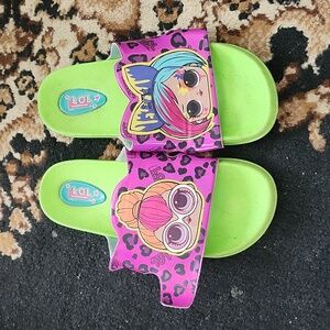 LOL Surprise Big Girls Slides; Size:5-6,Color:Pink/Lime Green